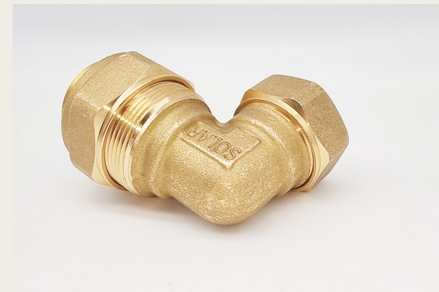 Winkel-Verschraubung 90° DN20 auf 22mm Kupfer – Solarwellrohr Fitting Winkel-Verschraubung 90° DN20 auf 22mm Kupfer – Solarwellrohr Fitting