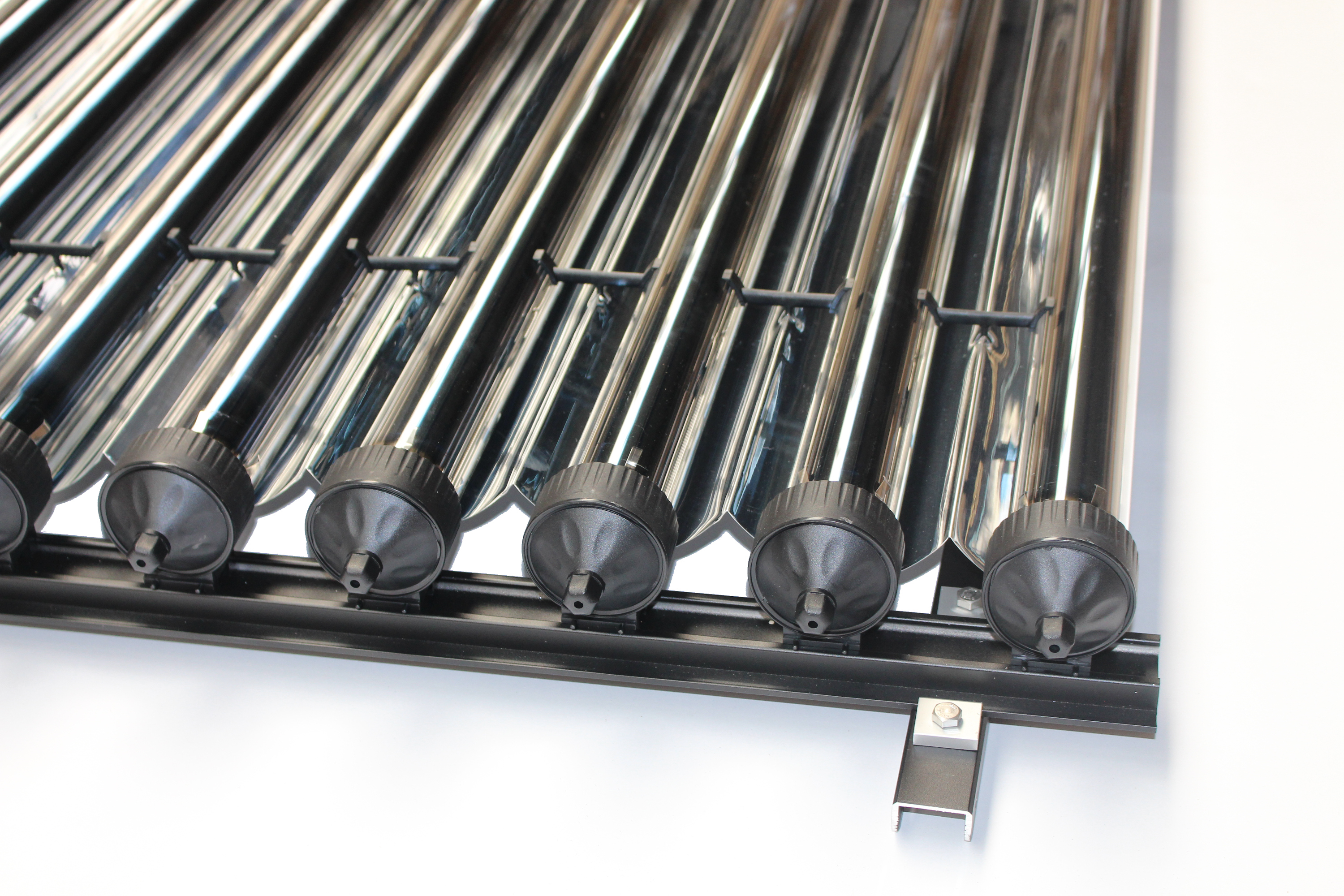 CPC24_Black_U Vakuumröhrenkollektor Sonnenkollektor Eurotherm-Solar CPC - 24R (5,29 m²) Temperaturbegrenzung -  Black Line